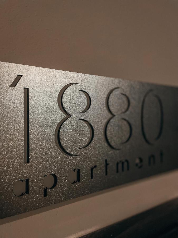 1880 Apartment With Private Parking Marijampole Ngoại thất bức ảnh